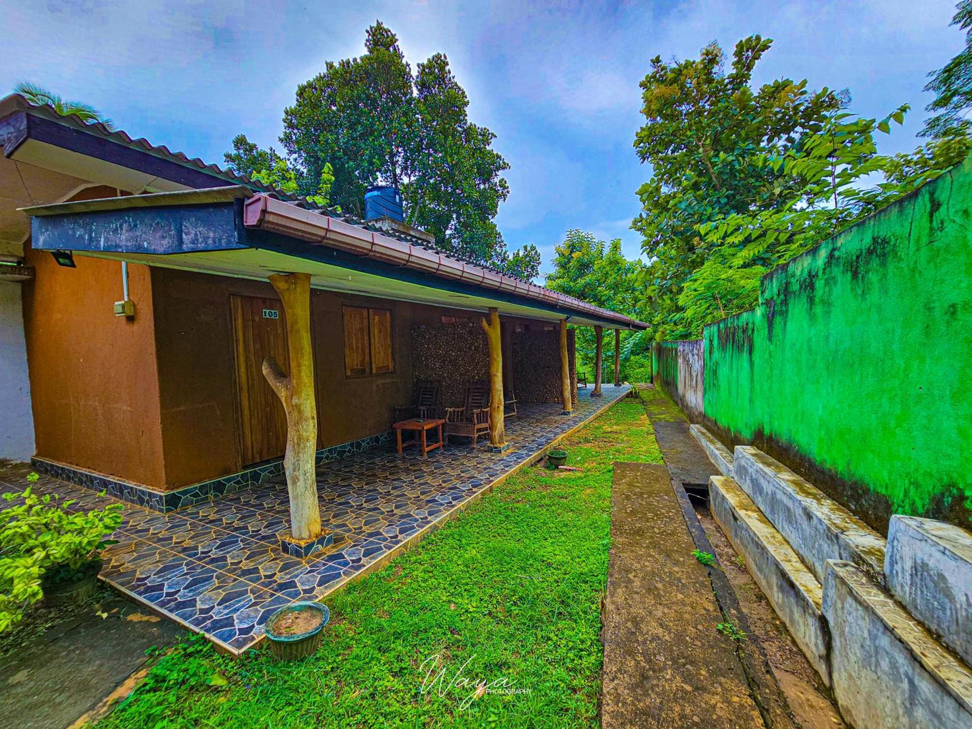 Elephant Paradise Safari Bungalow Udawalawe Dış mekan fotoğraf